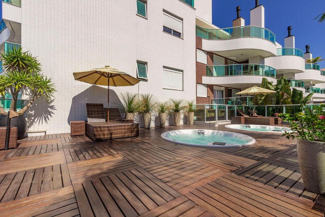 Boulevard 224D - Excelente Apartamento Em Condominio De Luxo No Centro De Bombinhas - Piscina - Jacuzzi - Academia - Portaria 24H. Екстер'єр фото