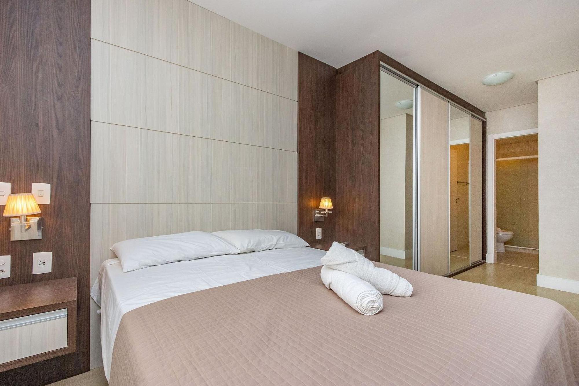 Boulevard 224D - Excelente Apartamento Em Condominio De Luxo No Centro De Bombinhas - Piscina - Jacuzzi - Academia - Portaria 24H. Екстер'єр фото