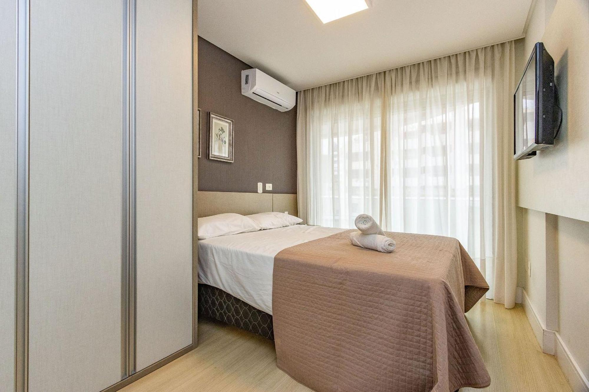 Boulevard 224D - Excelente Apartamento Em Condominio De Luxo No Centro De Bombinhas - Piscina - Jacuzzi - Academia - Portaria 24H. Екстер'єр фото
